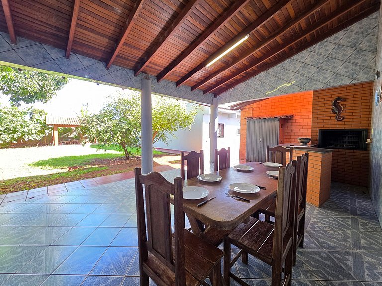 Casa Quintal Amplo prox Cataratas 4 quartos