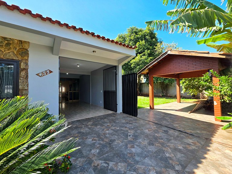 Casa Quintal Amplo prox Cataratas 4 quartos