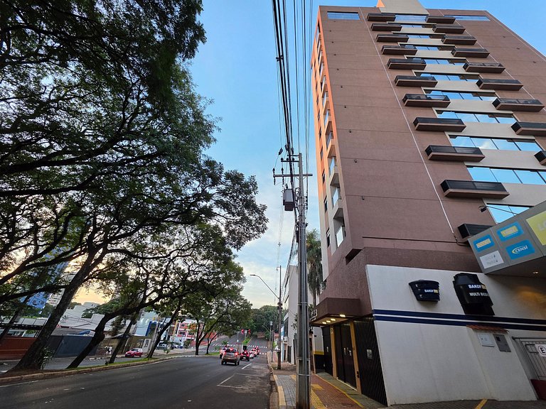 Novo Centro 2 quartos 2 banheiros e churrasqueira