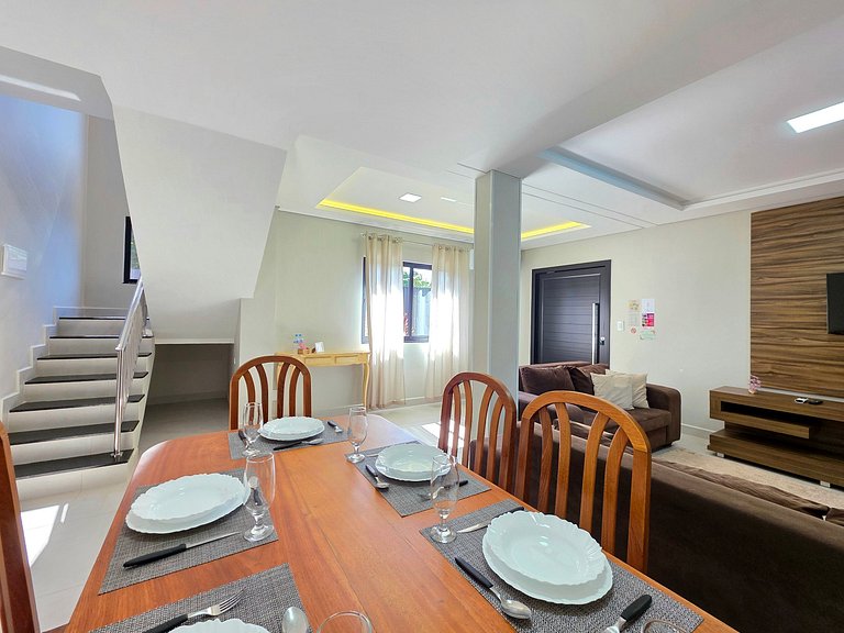 Casa Ampla prox Av. Cataratas, Centro e Argentina