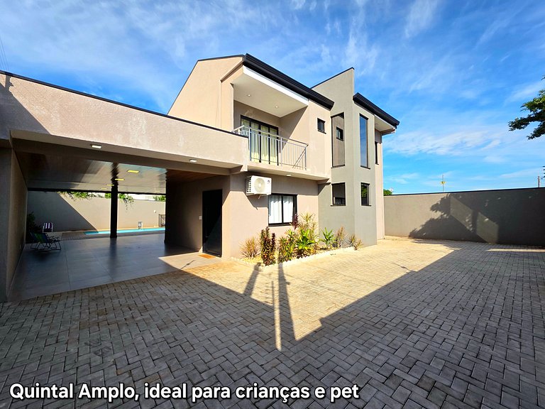 Casa Ampla prox Av. Cataratas, Centro e Argentina