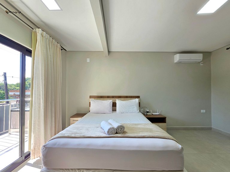Casa Ampla prox Av. Cataratas, Centro e Argentina