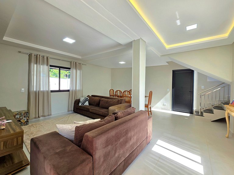 Casa Ampla prox Av. Cataratas, Centro e Argentina