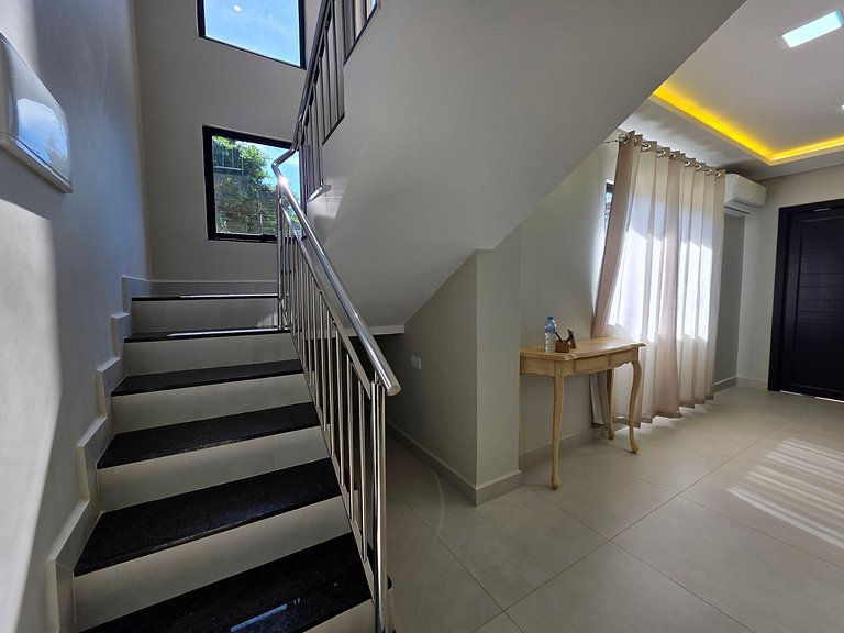 Casa Ampla prox Av. Cataratas, Centro e Argentina