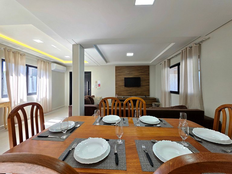 Casa Ampla prox Av. Cataratas, Centro e Argentina