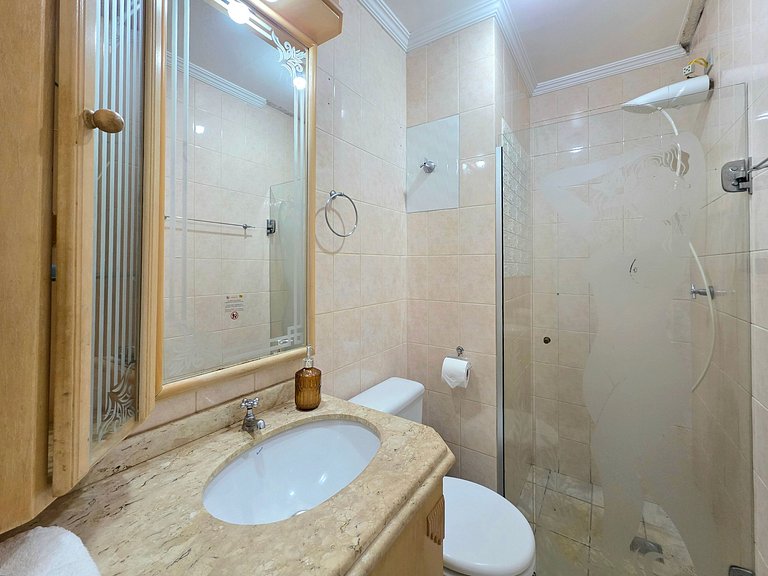 Studio ao lado da Av. das Cataratas, prox centro