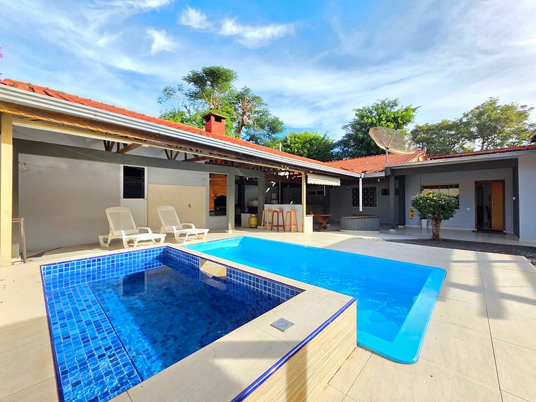 Casa Ampla Área de Lazer prox Centro e Cataratas