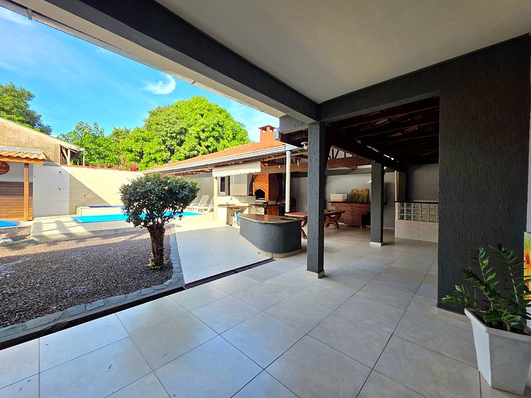 Casa Ampla Área de Lazer prox Centro e Cataratas
