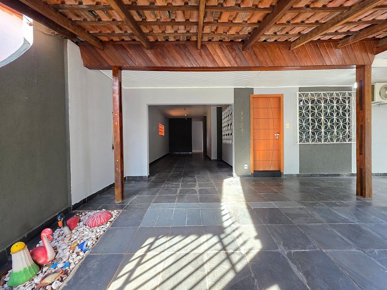 Casa Ampla Área de Lazer prox Centro e Cataratas