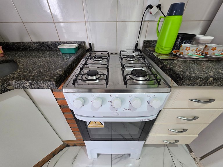 Casa ao lado da Av Das Cataratas com quintal