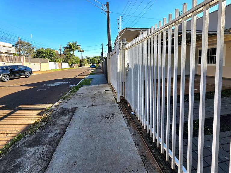 2 quartos ao lado Gin Costa Cavalcanti 10 m centro
