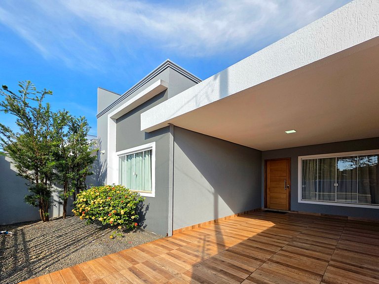 Casa NOVA 3 quartos prox Cataratas e Arg
