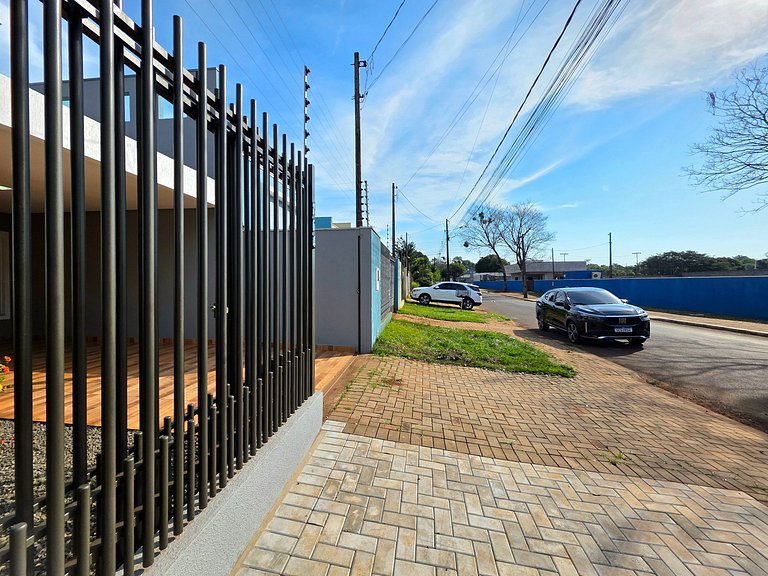Casa NOVA 3 quartos prox Cataratas e Arg