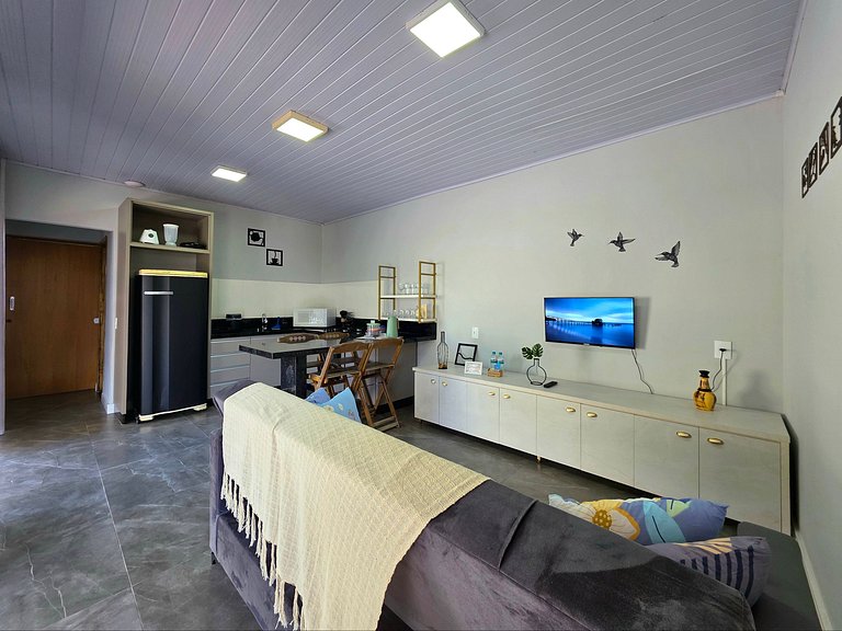 Casa 2 Quartos com varanda 10 min do centro