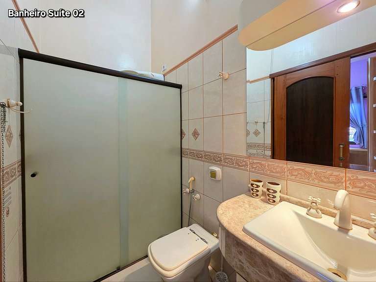 Casa 4 suítes em bairro nobre de Foz