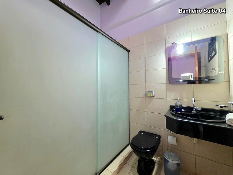 Casa 4 suítes em bairro nobre de Foz