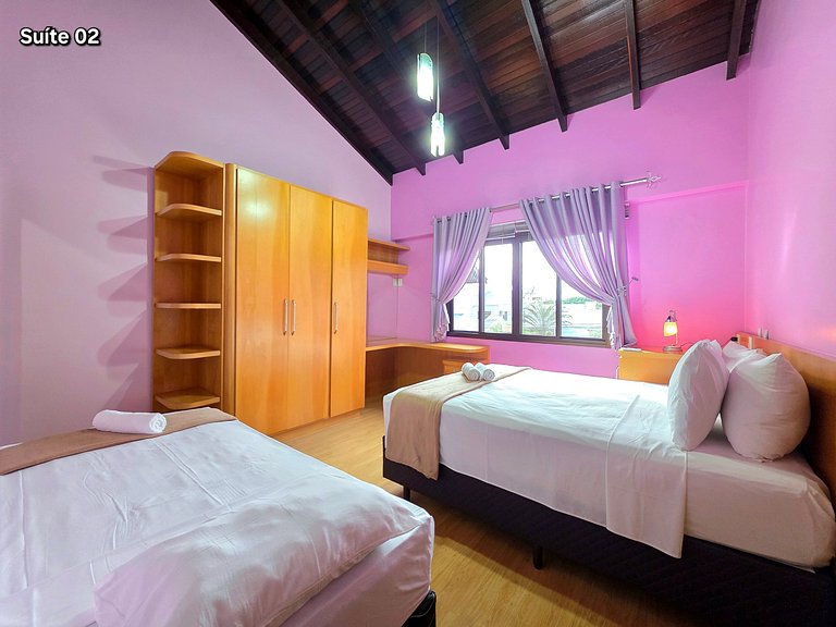 Casa 4 suítes em bairro nobre de Foz
