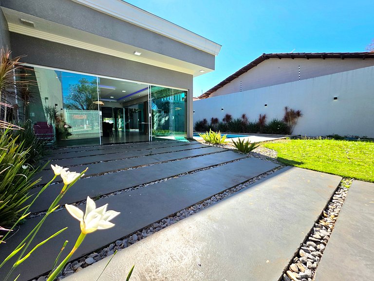 3 Suítes Casa Nova prox Av Cataratas 5min Centro