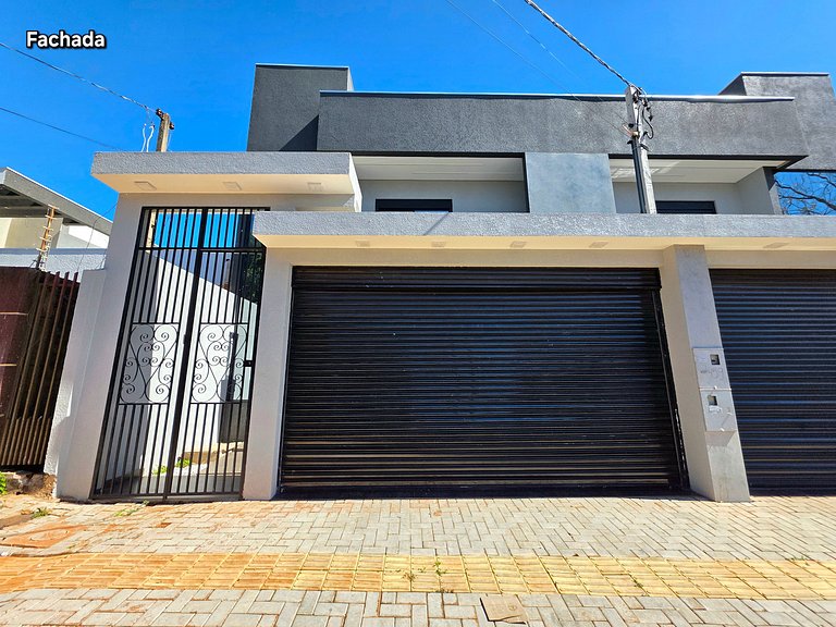 Sobrado 3 quartos 2 banheiros 10 min do centro