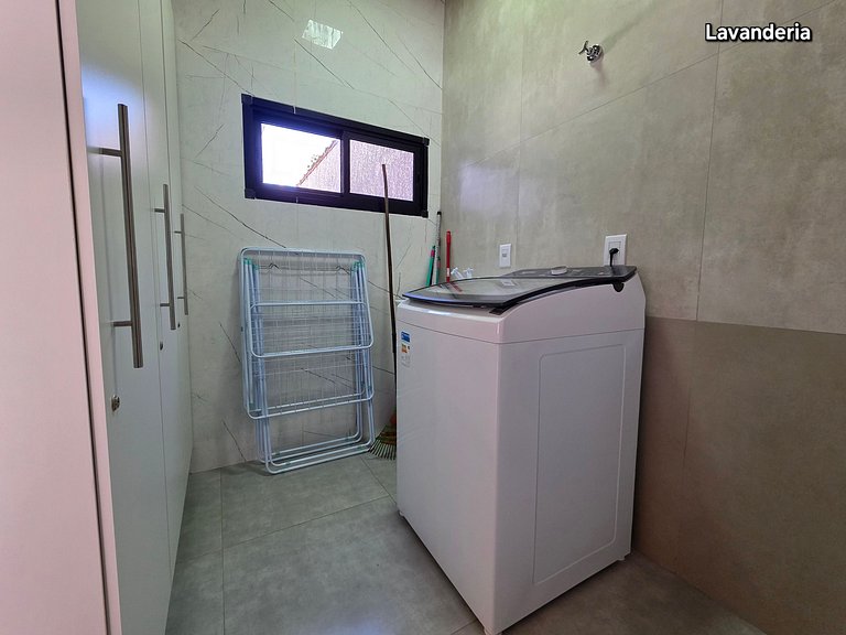 2 suítes e 2 quartos bairro tranquilo prox centro