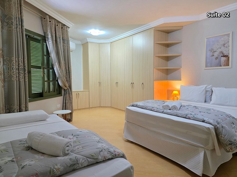 Casa Alto Padrão 4 Quartos Piscina e Sauna