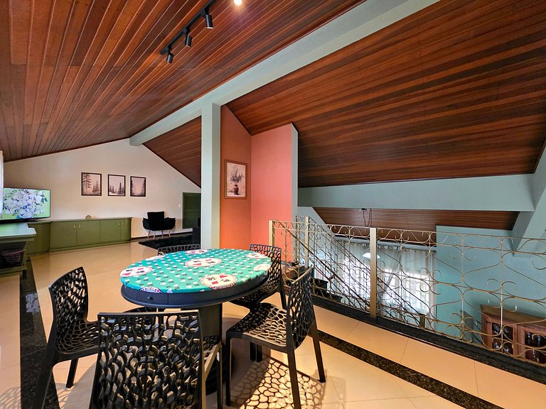 Casa Alto Padrão 4 Quartos Piscina e Sauna