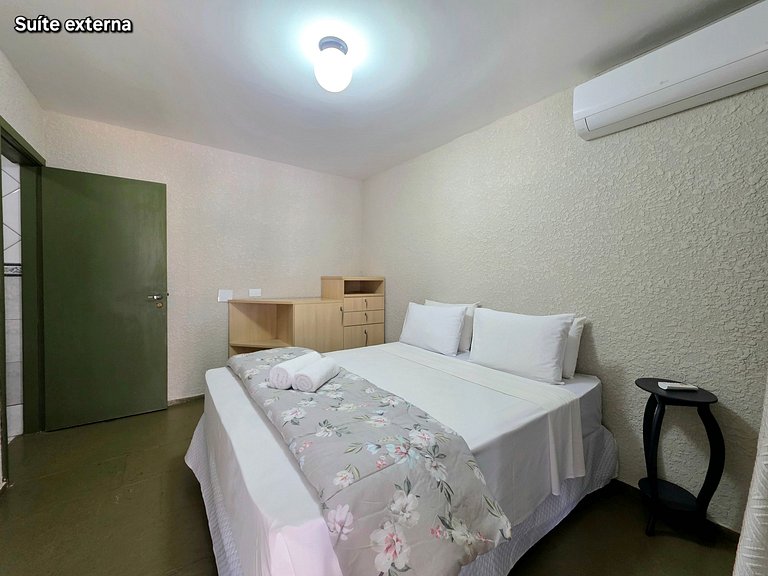 Casa Alto Padrão 4 Quartos Piscina e Sauna