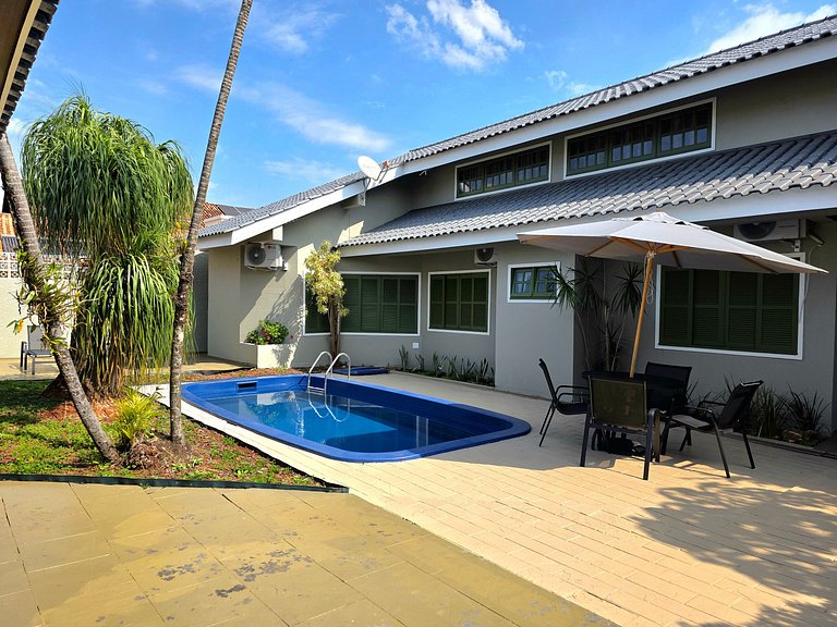 Casa Alto Padrão 4 Quartos Piscina e Sauna