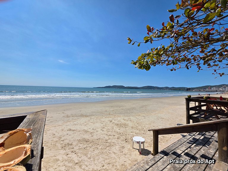 Apt 3 Quartos 1 minuto da praia em Itapema