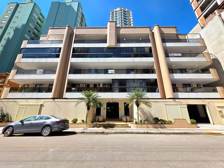 Apt 3 Quartos 1 minuto da praia em Itapema