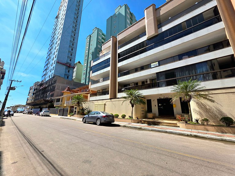 Apt 3 Quartos 1 minuto da praia em Itapema