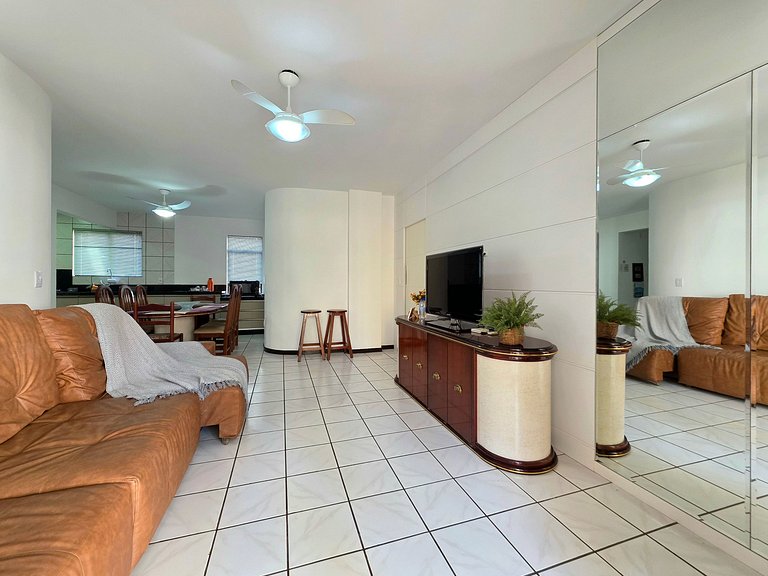 Apt 3 Quartos 1 minuto da praia em Itapema