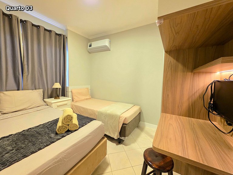 Apt 4 Quartos com Ar Condicionado 130m da Praia
