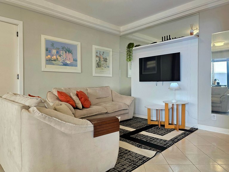 Apt 4 Quartos com Ar Condicionado 130m da Praia
