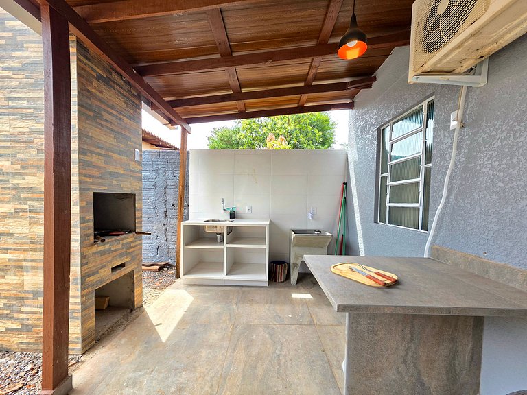 Casa a 10 minutos do centro com garagem e wifi