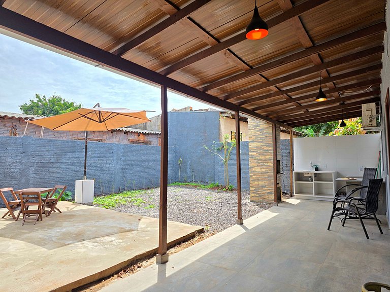 Casa a 10 minutos do centro com garagem e wifi
