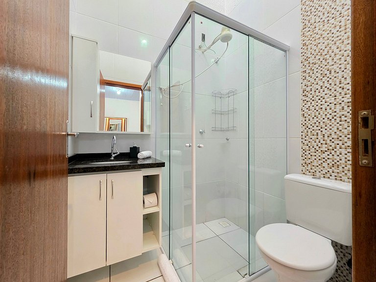 Casa 2 quartos em bairro tranquilo 5 min centro