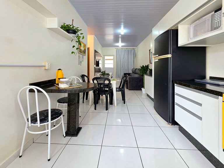 Casa 2 quartos em bairro tranquilo 5 min centro
