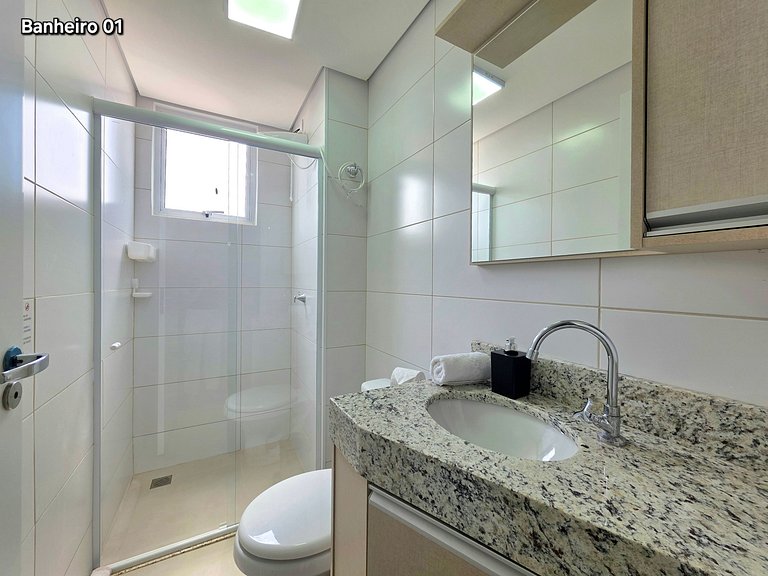 Apt 2 quartos no Royal Legacy com piscina/academia