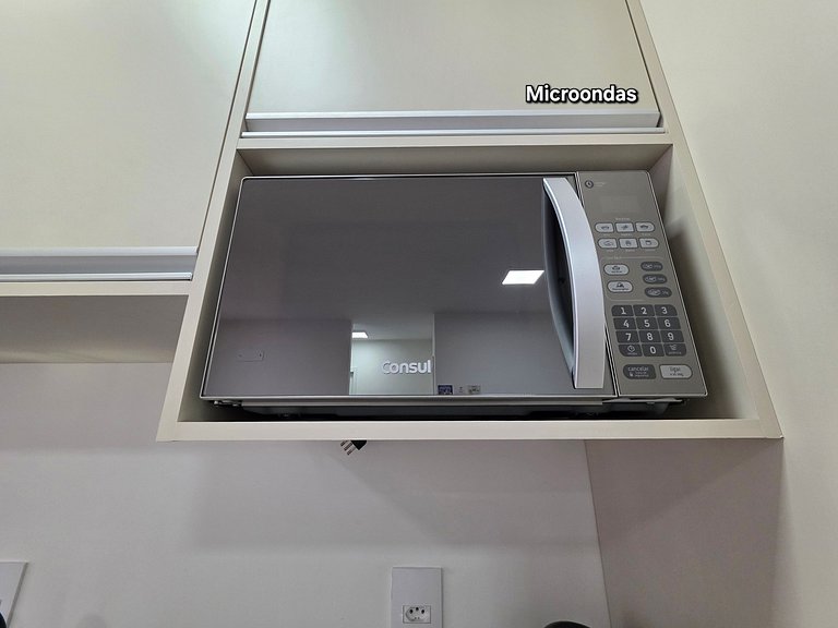 Apt 2 quartos no Royal Legacy com piscina/academia