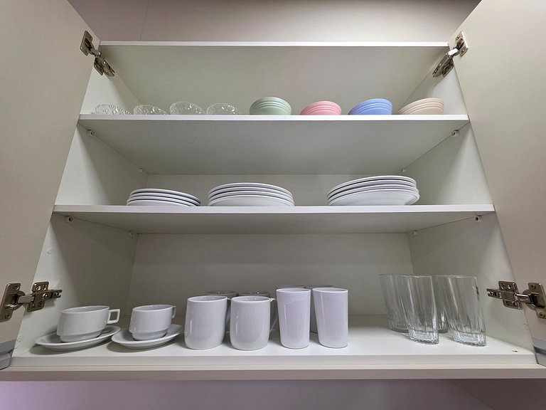 Apt 2 quartos no Royal Legacy com piscina/academia