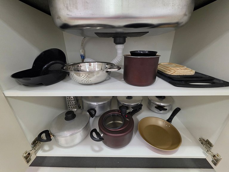 Apt 2 quartos no Royal Legacy com piscina/academia