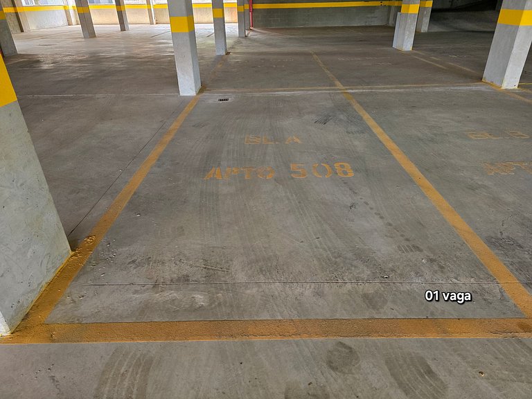 Apt 2 quartos no Royal Legacy com piscina/academia