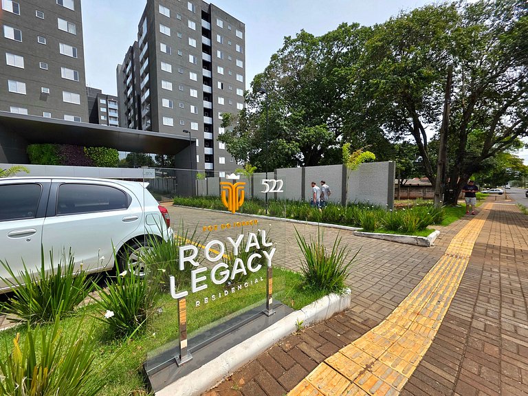 Apt 2 quartos no Royal Legacy com piscina/academia