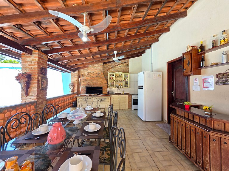 Casa com Piscina próximo Atrativos/ wifi/ garagem