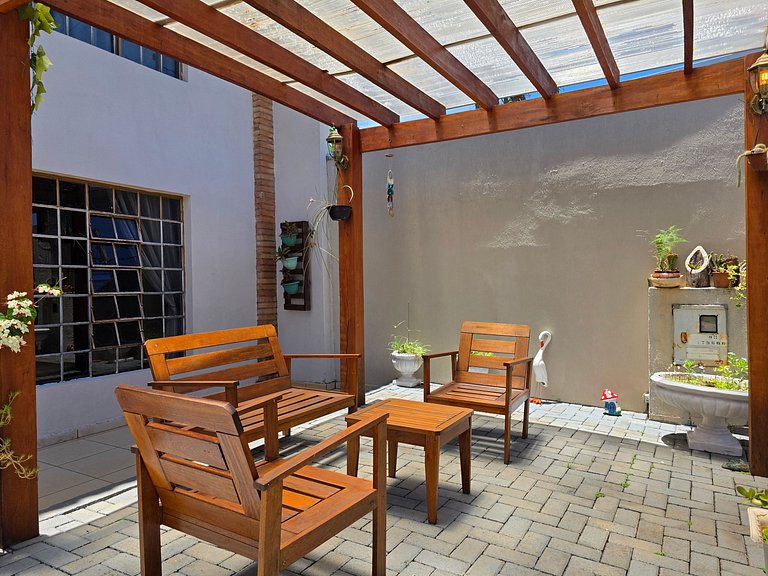 Casa com Piscina próximo Atrativos/ wifi/ garagem