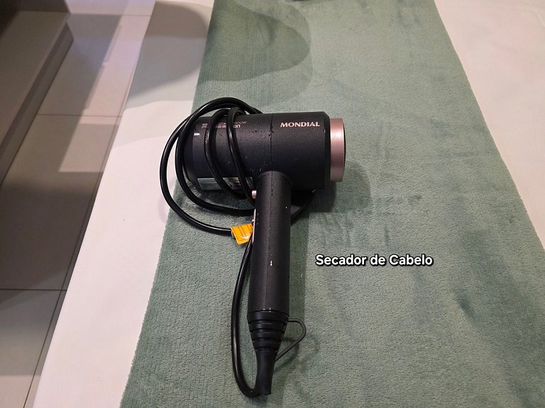 Flat novo e moderno, 4 pessoas ao lado do Paraguai