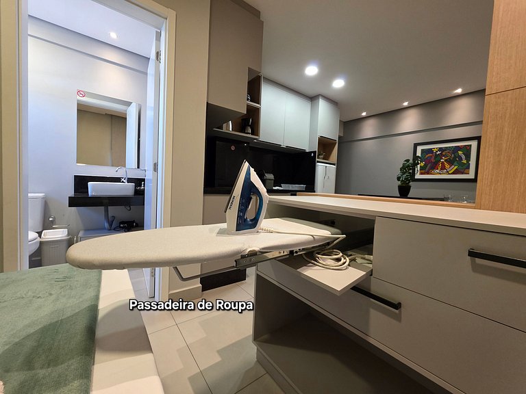 Flat novo e moderno, 4 pessoas ao lado do Paraguai