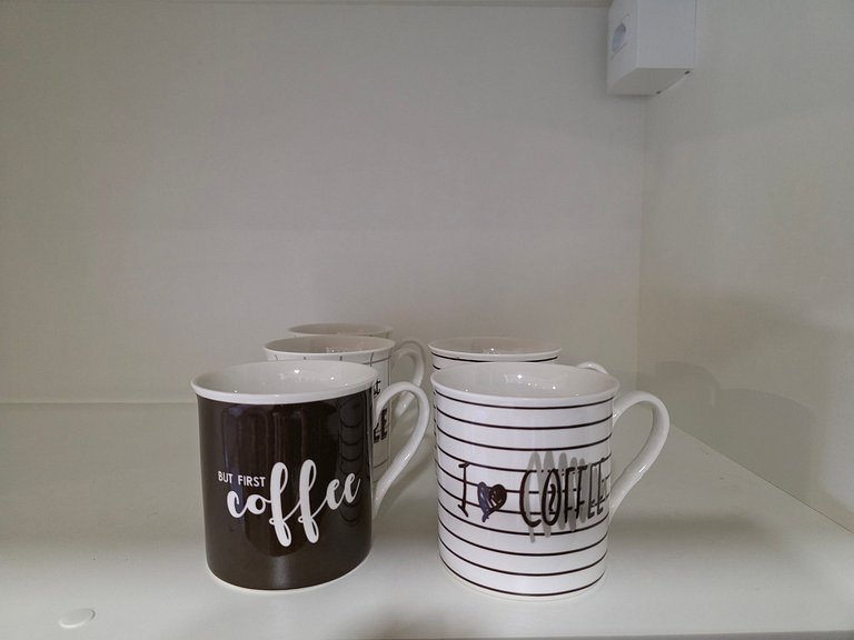 Flat novo e moderno, 4 pessoas ao lado do Paraguai