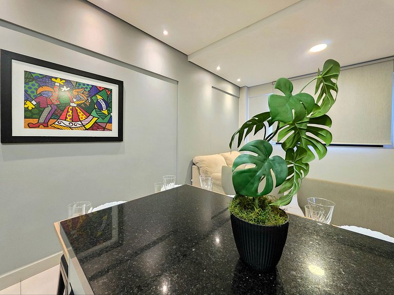 Flat novo e moderno, 4 pessoas ao lado do Paraguai